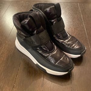 Calvin Klein boots 🥾